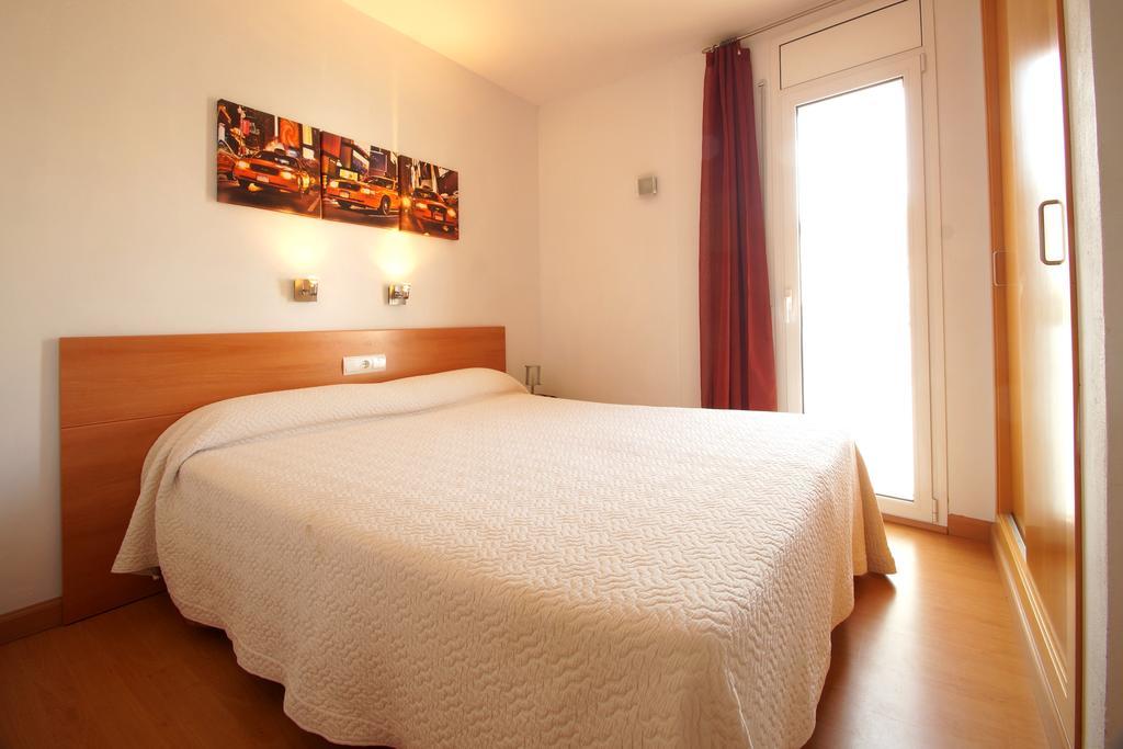 Aparthotel Arenal Pals Ngoại thất bức ảnh